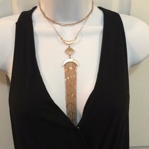 Low cut race back Tank - Picture 3 of 5